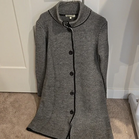 Cocogio Italian Made Sweater - Picture 1 of 1